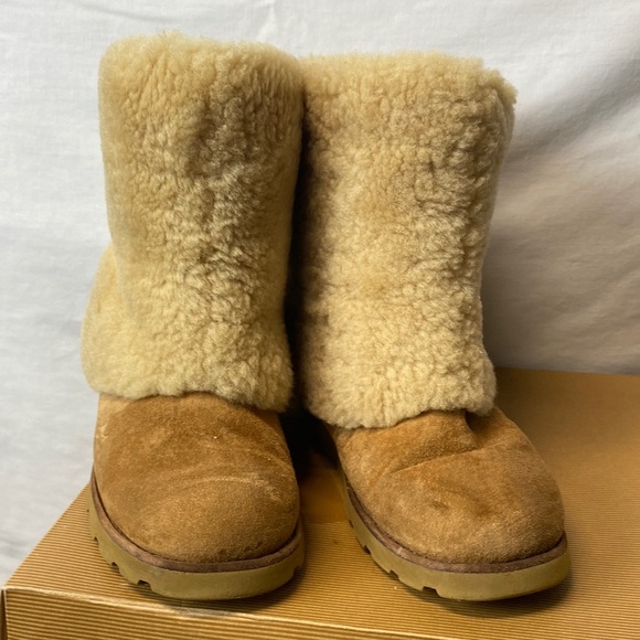 Ugg Boots Maylin Genuine Sheepskin Shearling Cuff Leather Suede S/N 3220 Size 7 - Picture 2 of 10